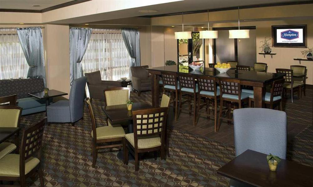 Hampton Inn Sanford Kültér fotó