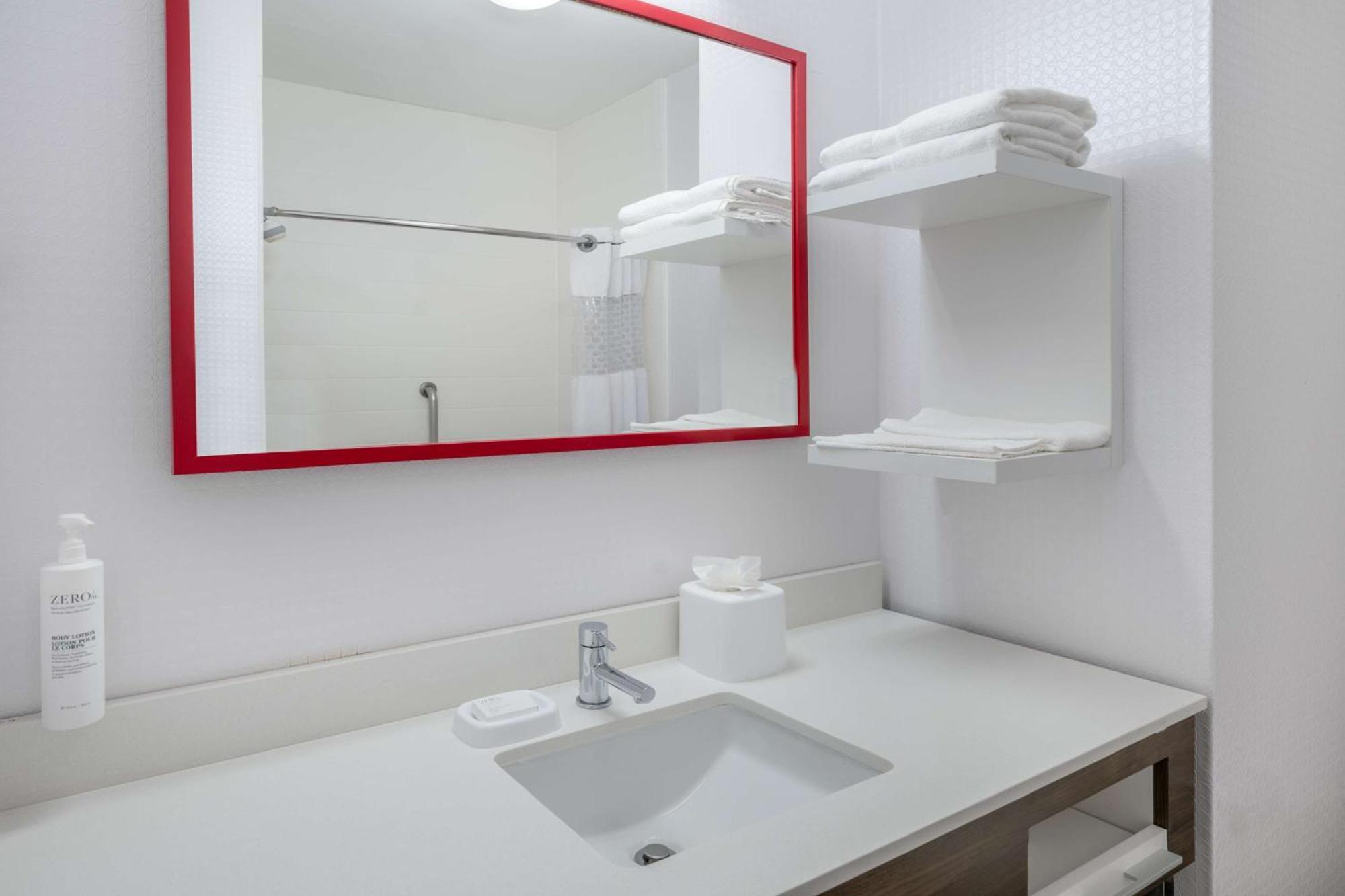 Hampton Inn Sanford Kültér fotó