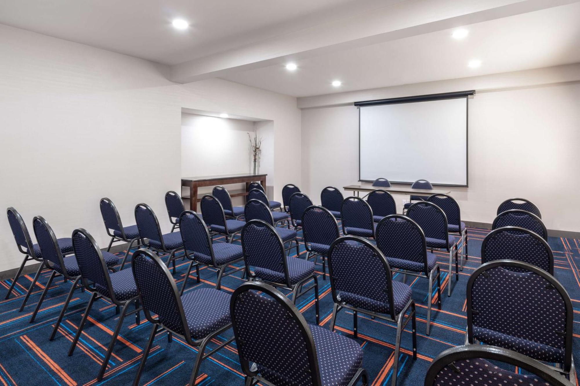 Hampton Inn Sanford Kültér fotó