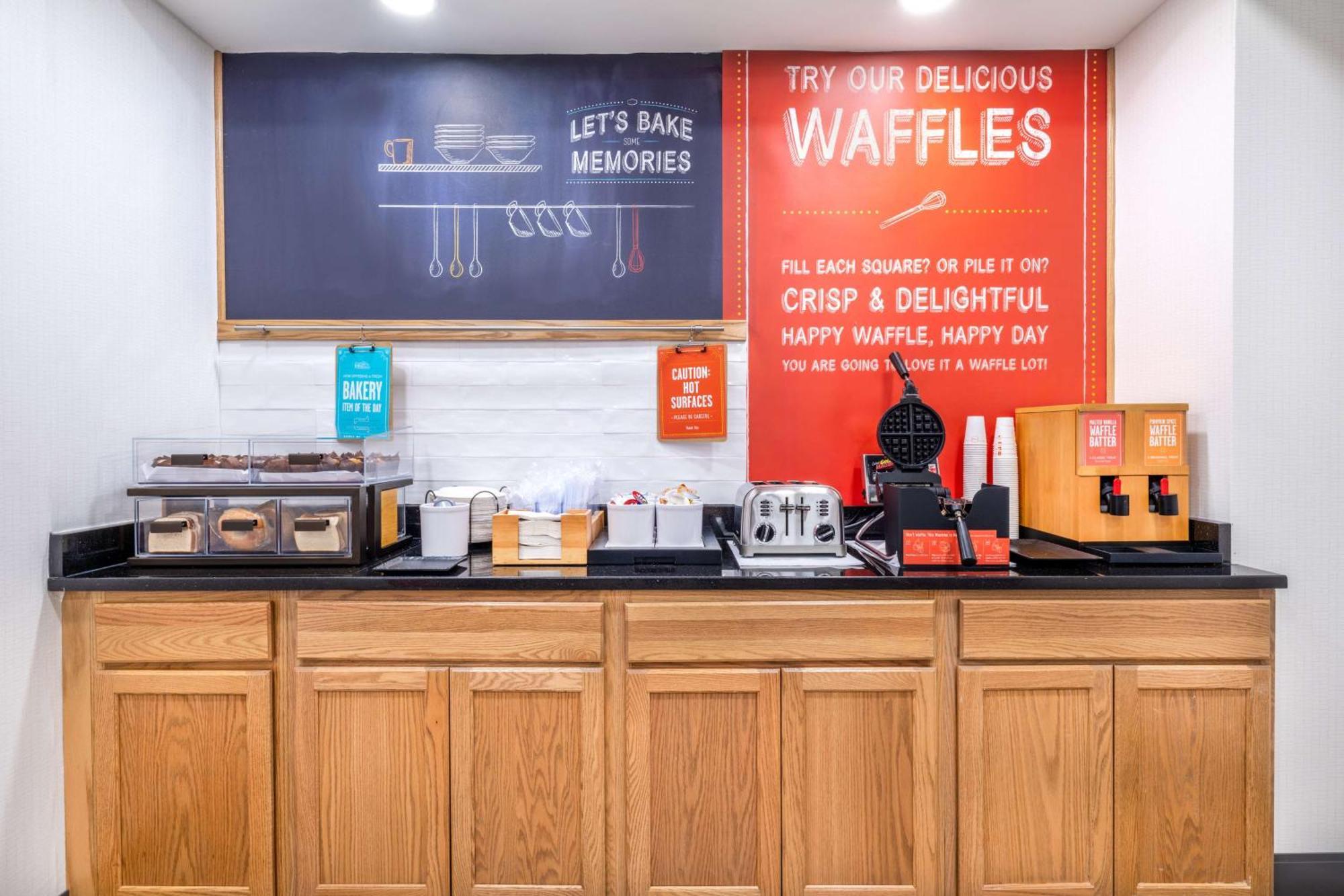 Hampton Inn Sanford Kültér fotó