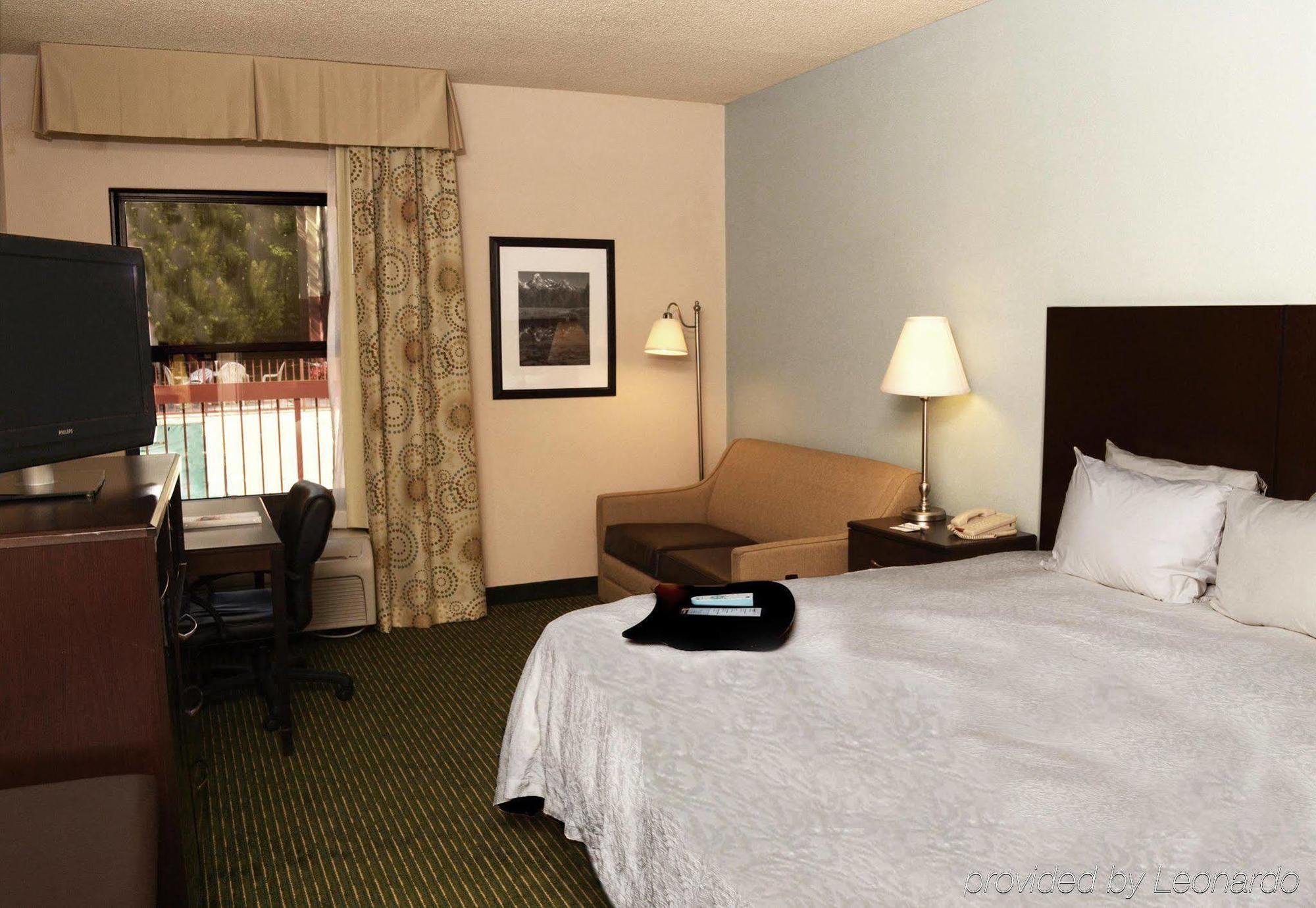 Hampton Inn Sanford Kültér fotó
